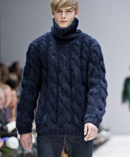 Chunky Hand Knit Turtleneck Sweater for Men 6A | Cozy Wool Warmth